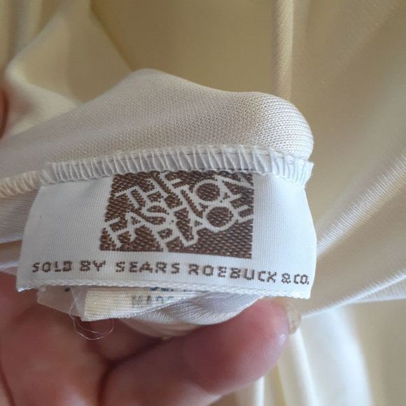 Vintage Maxi Gown cream Size M from Sears Roebuck & Co The Fashion Place, Preown - Picture 6 of 7